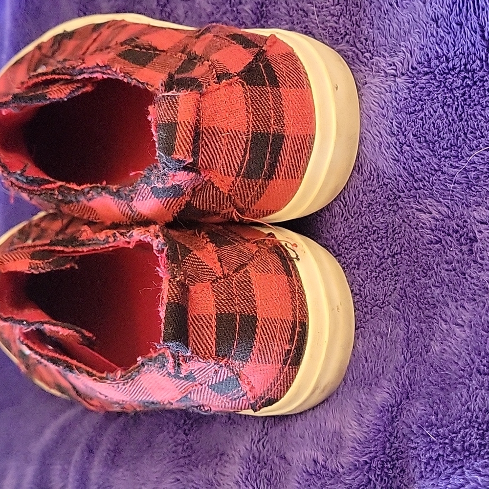 Corkys Buffallo Plaid shoes - Picture 2 of 5